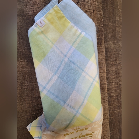 Tommy Bahamas Pet Bandana - Picture 3 of 5